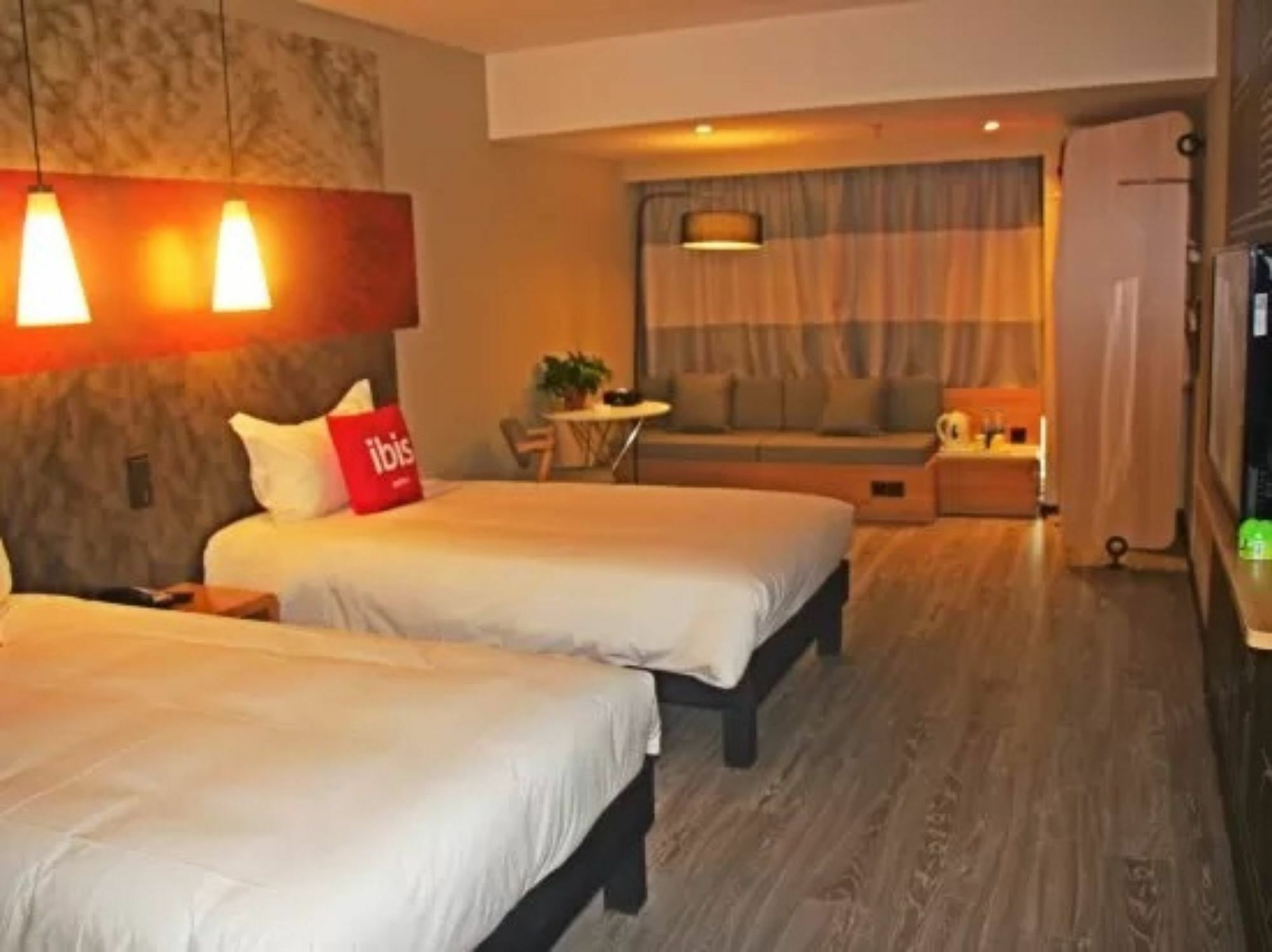 Ibis Dujiangyan Hotel Chengdú Exterior foto